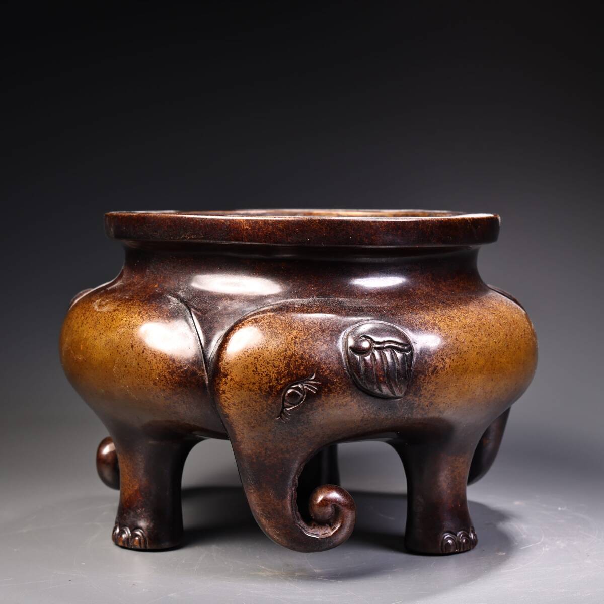 唐物 大明 宣德年製 純銅 紫銅 象鼻 香炉 中国美術品 時代物 D63拍卖