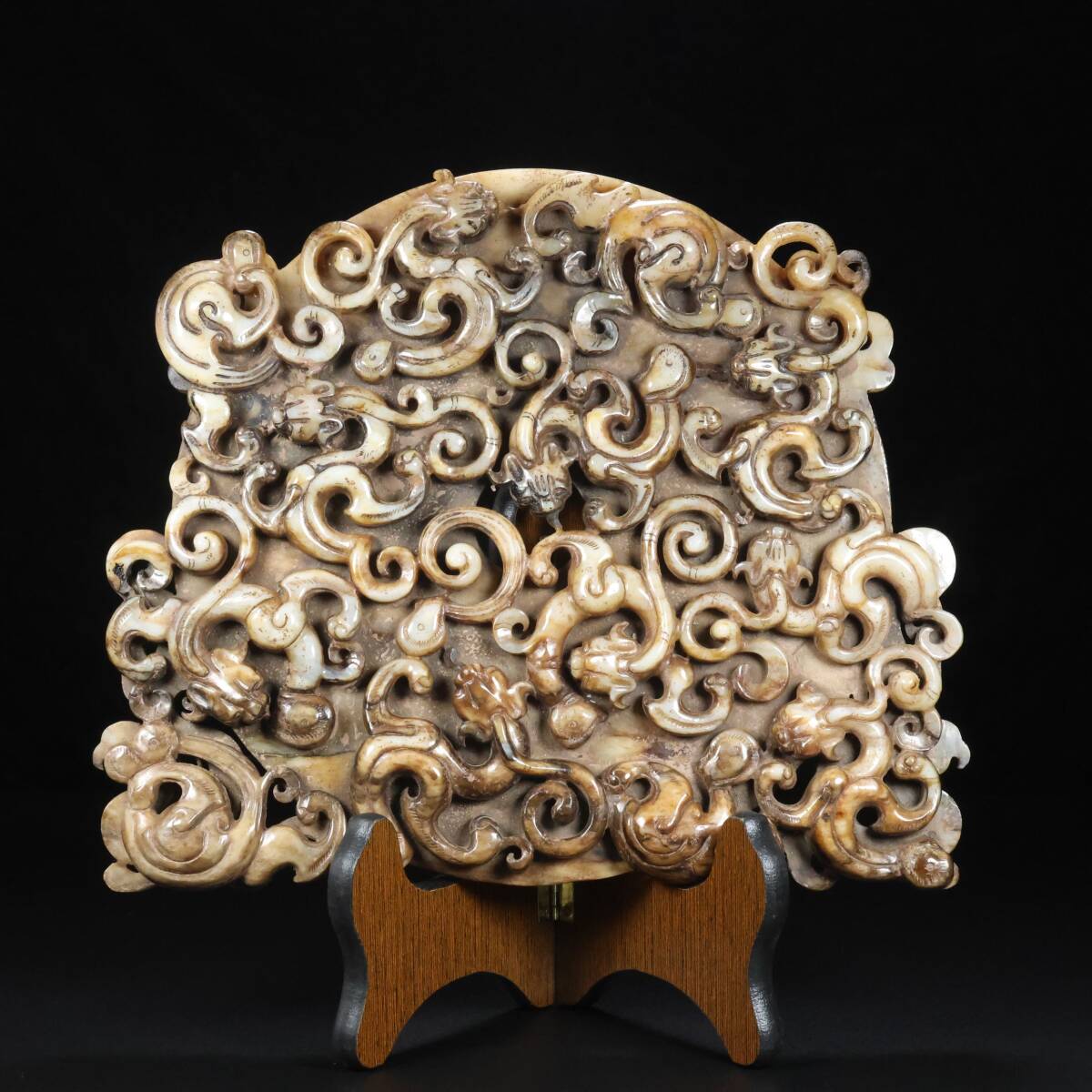 唐物 清 玉彫 和田老玉 高レリーフ 龍璧 希少珍品 中国美術品 時代物 D63拍卖