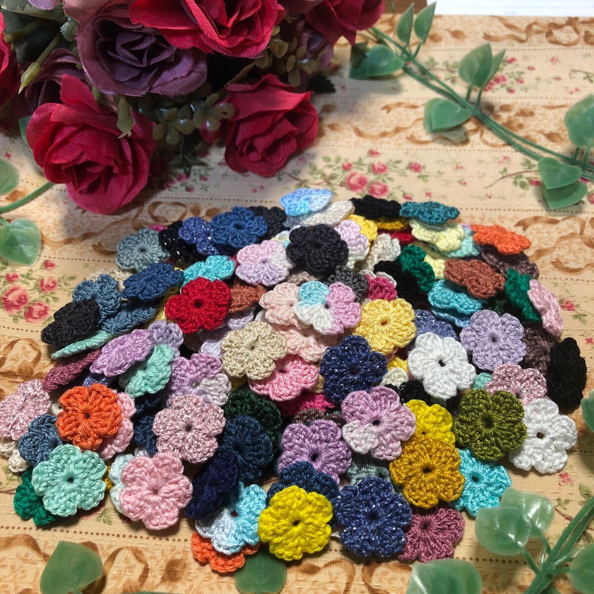 (No.113)☆ハンドメイド☆可愛いお花(^^)150枚【50色】モチーフ パーツ等に拍卖