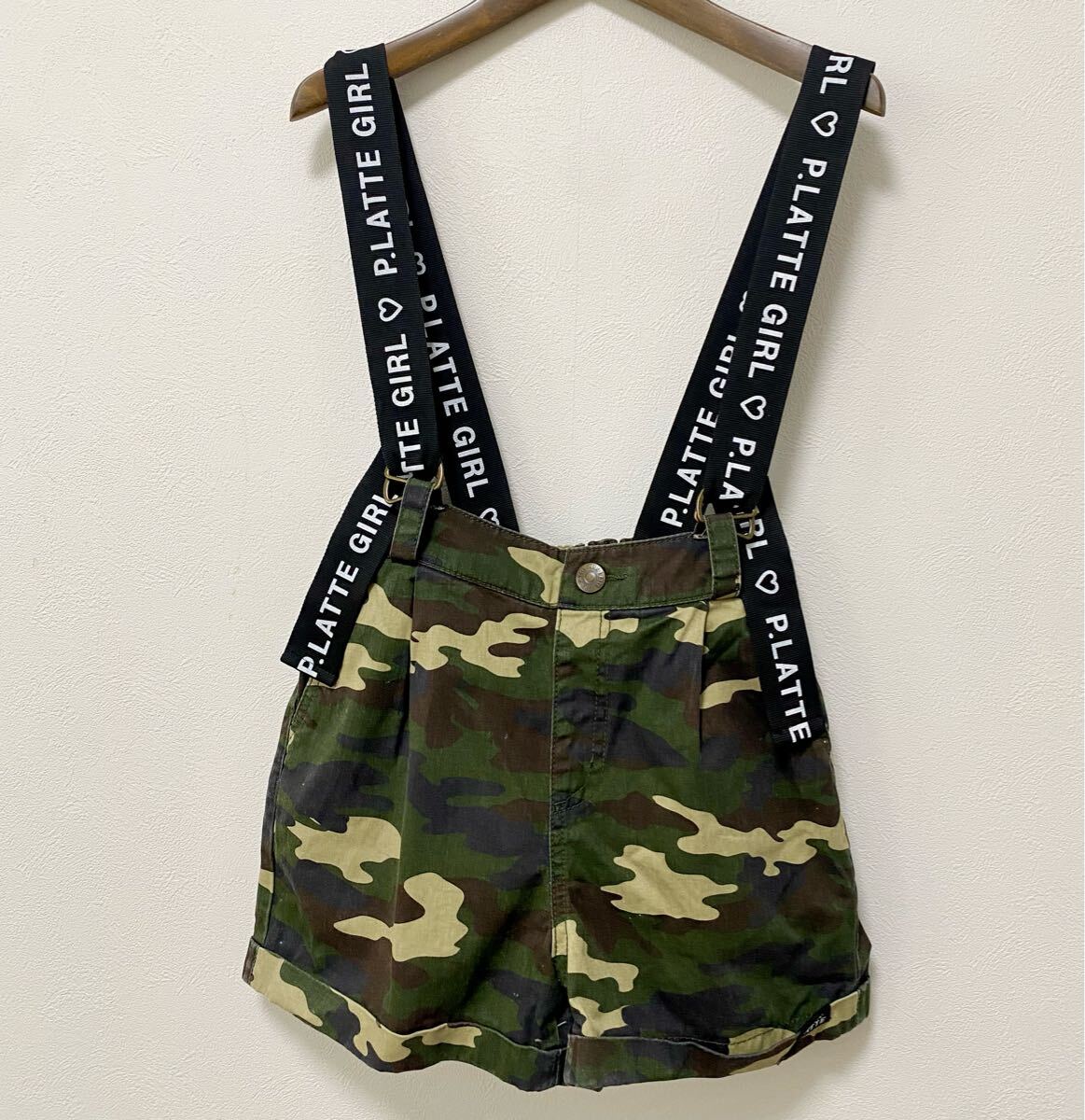 Pinklatte サスペンダーカモフラショートパンツ 160cm拍卖