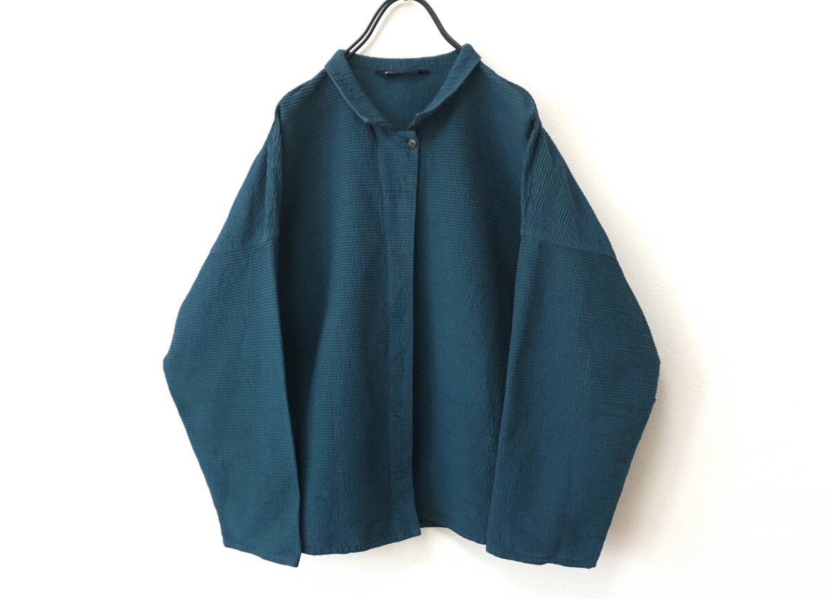 YACCOMARICARD ヤッコマリカルド 凝ったデザインが◎ ピンタックシャツ拍卖