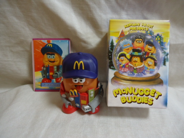 値下げ US Mc マクドナルド 2023年製 マック ナゲット UPTOWN MOE 8.3センチ ドール 飾り物 新品 カード付き拍卖