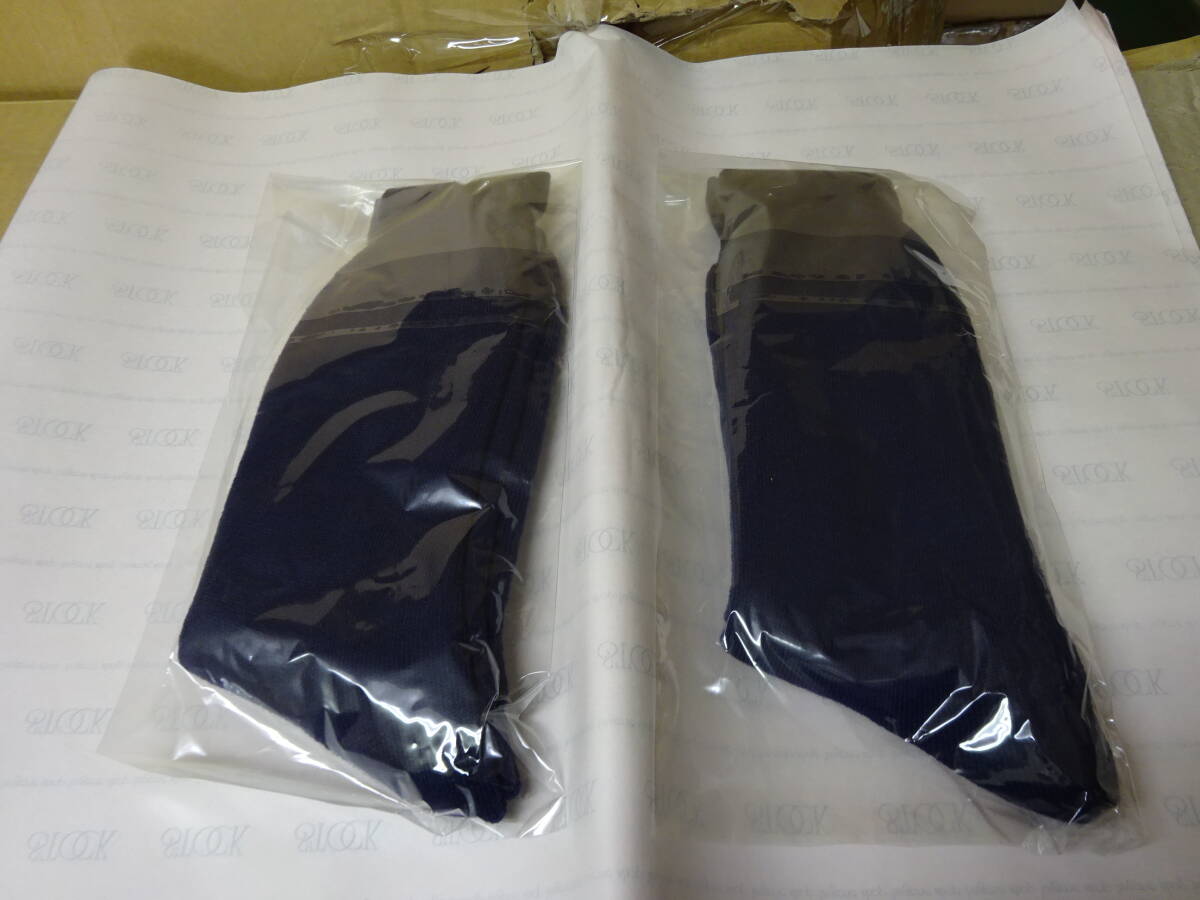 ★新品 24-26cm 靴下日本製 紺 2足拍卖