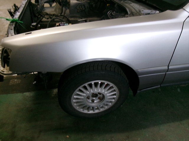 トヨタ 15クラウン フロントフェンダー 助手席側拍卖