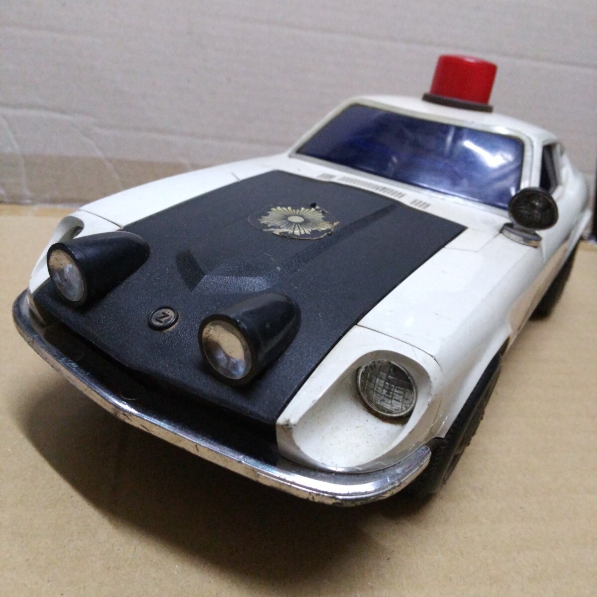 プラ製 電動パトカー 現役 稼働品 全長30cm拍卖