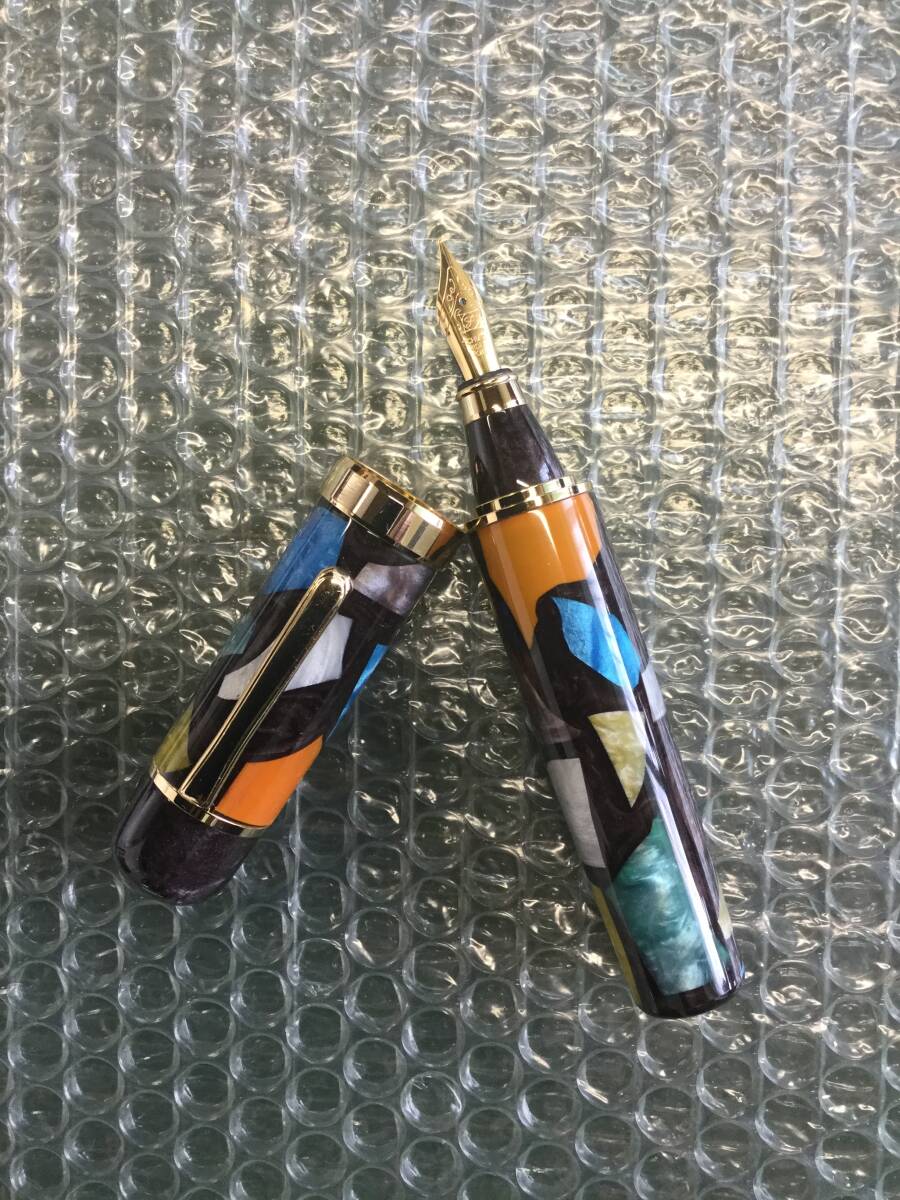 ビッグな万年筆☆ピカソ柄☆拍卖