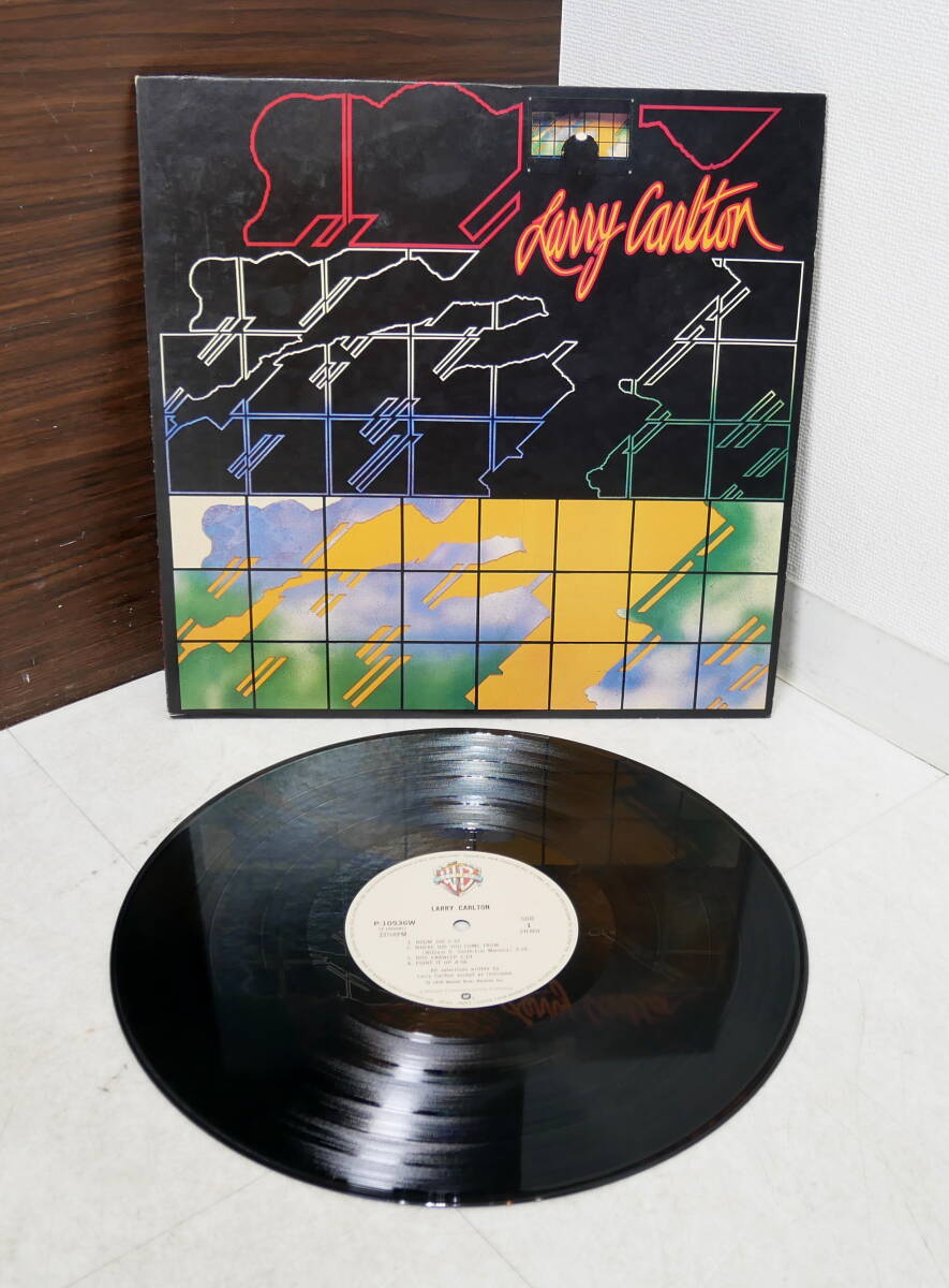 ▲(R704-E28) LP レコード ラリー・カールトン Larry Carlton 夜の彷徨 P-10536W拍卖