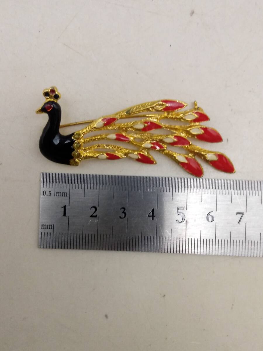 0425-0005 中古★ブローチ 孔雀 クジャク ゴールド デザイン ヴィンテージ拍卖