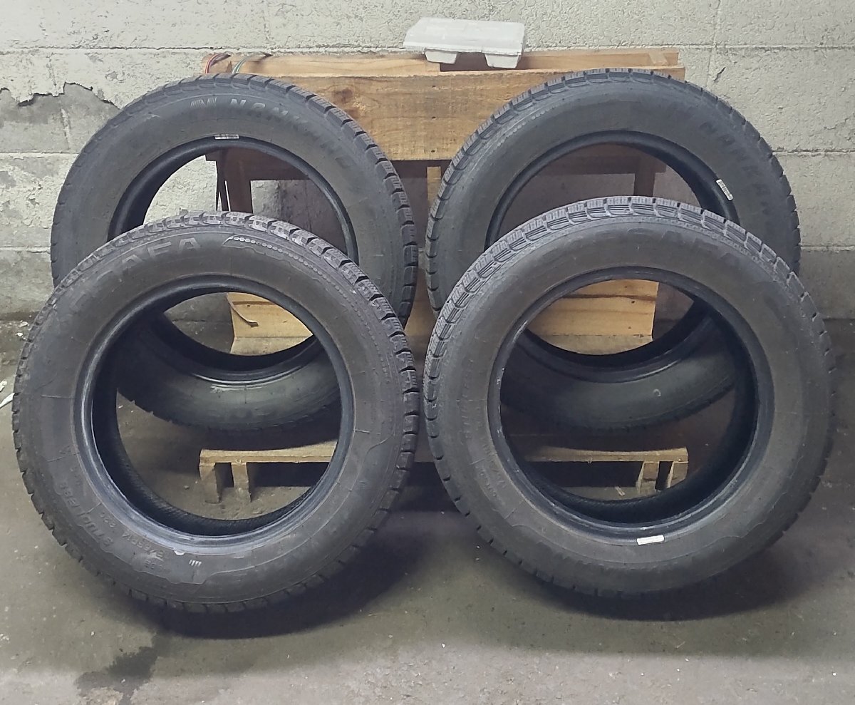 スタッドレス タイヤ 4本 2017年製 175/65R14 82Q NANKANG CORSAFA 7.0-7.9 中古拍卖