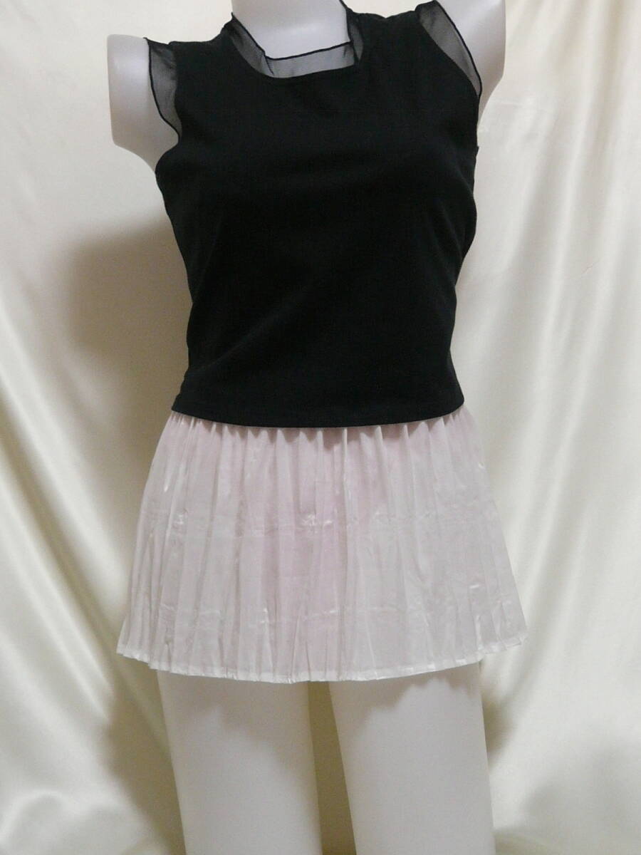 ♪♪白サテン系の超マイクロミニ☆清楚なプリーツ^^♪♪ 拍卖