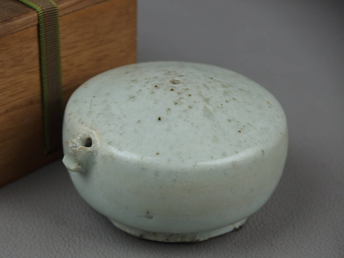 【骨董・茶道具】★李朝★★白磁水滴 gi027vgl22.7 書道具 文房具 分院 朝鮮美術拍卖