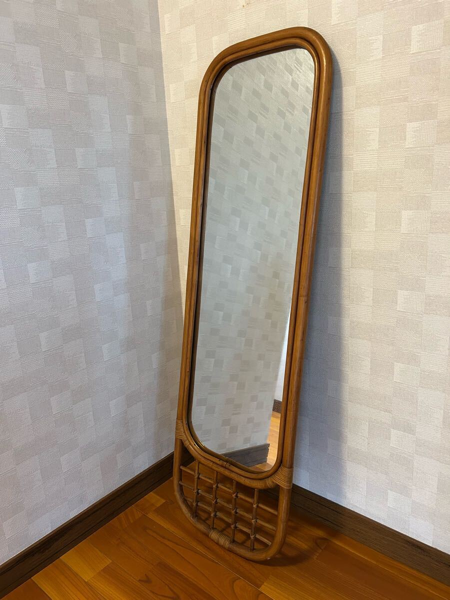 ヴィンテージ ラタン ウォールミラー 籐 昭和レトロ アンティーク 姿見 鏡 ミラー ヴィンテージ 手渡し限定 岐阜市発拍卖