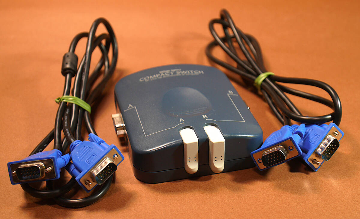 VGA 切替器 サンワサプライ SW-CP21V拍卖
