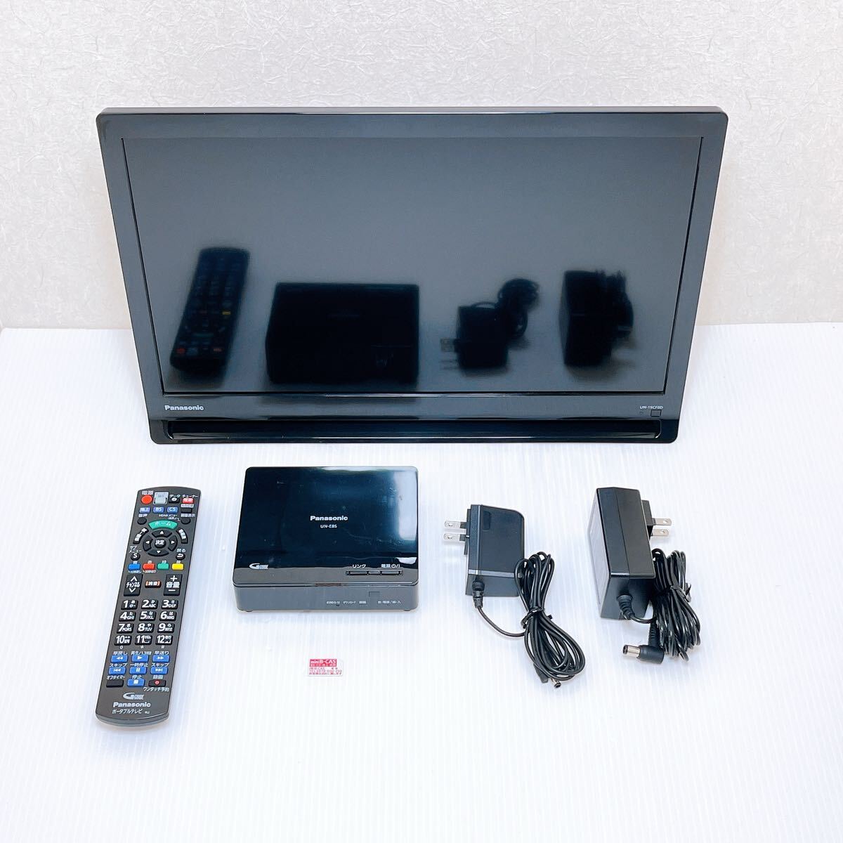 Panasonic UN-19CF8 ポータブル液晶テレビ パナソニック拍卖