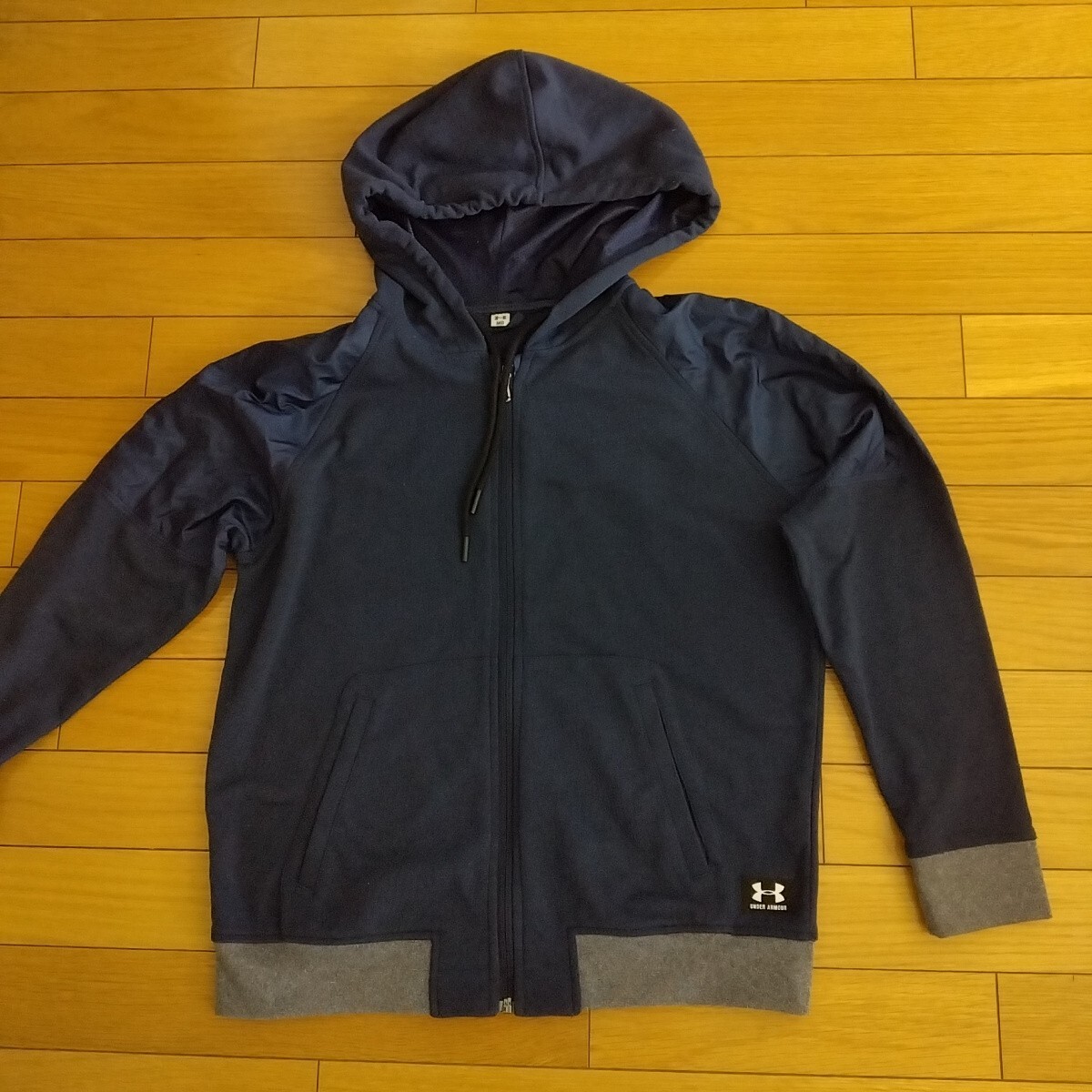 アンダーアーマー スウェットフルジップパーカー レディースM 裏起毛拍卖
