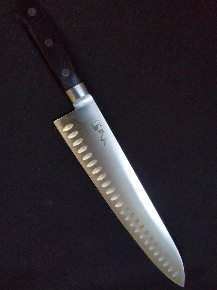 城山刃物製作所(堺業務用刃物メーカー直売)九寸 牛刀 ディンプル加工仕様 黒合板柄 拍卖