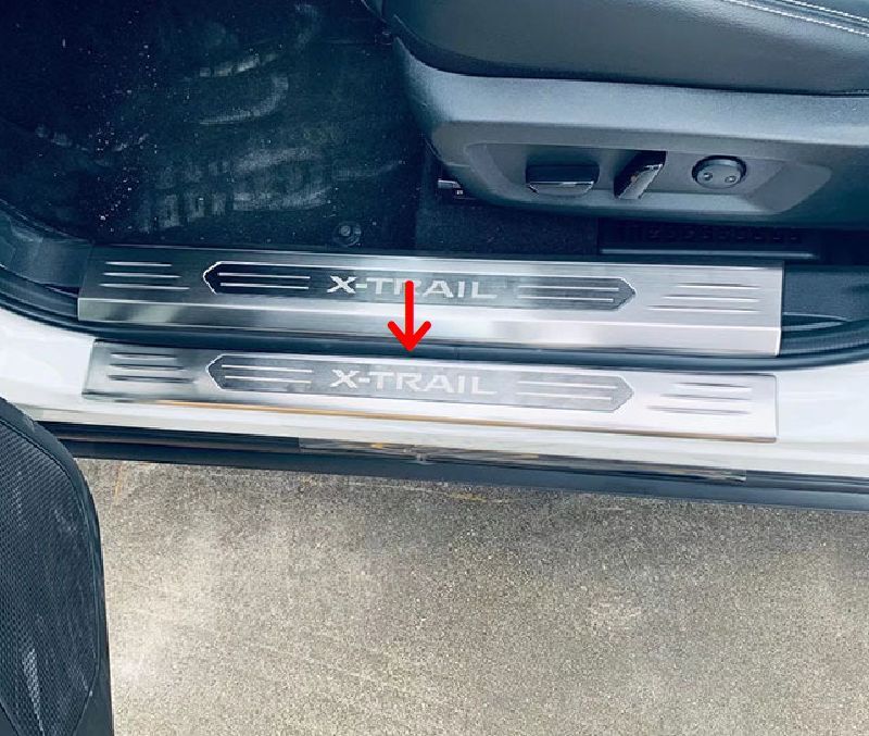 エクストレイル T33 SNT33 用 ステンレス スカッフプレート キッキングプレート 内装 ドレスアップ カスタム パーツ アクセサリー 拍卖