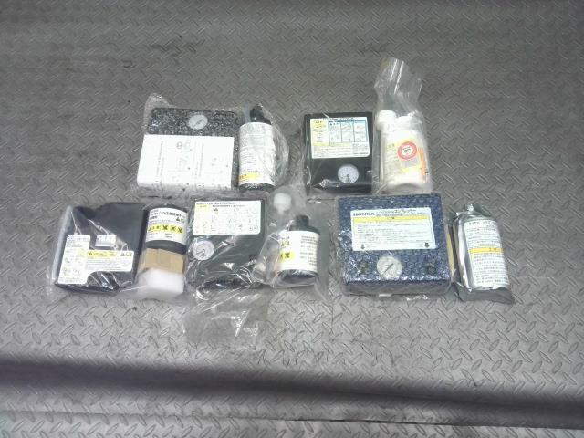 車載工具 パンク修理セット 5個セット HONDA×1 ダイハツ×2 外車×1 メーカー不明×1 コンプレッサー 薬剤SET拍卖
