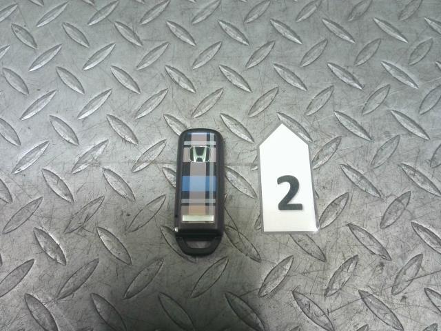 ホンダ(Honda)※同梱不可※N-BOX JF2 キーレスリモコン 柄付 動作OK拍卖