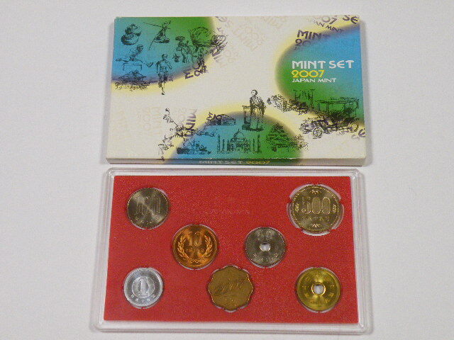 ◎ MINT SET 2007 平成19年 貨幣セット ミントセット 干支銘板つき 額面666円 造幣局 未使用拍卖