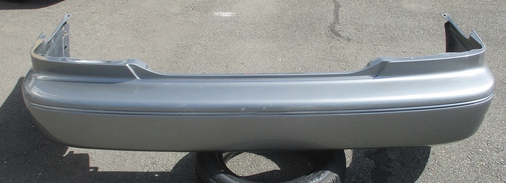 ホンダKA9レジェンド純正リアバンパー71501- SZ3-0000リヤバンパー シルバー系 即決即日発送可能!!拍卖