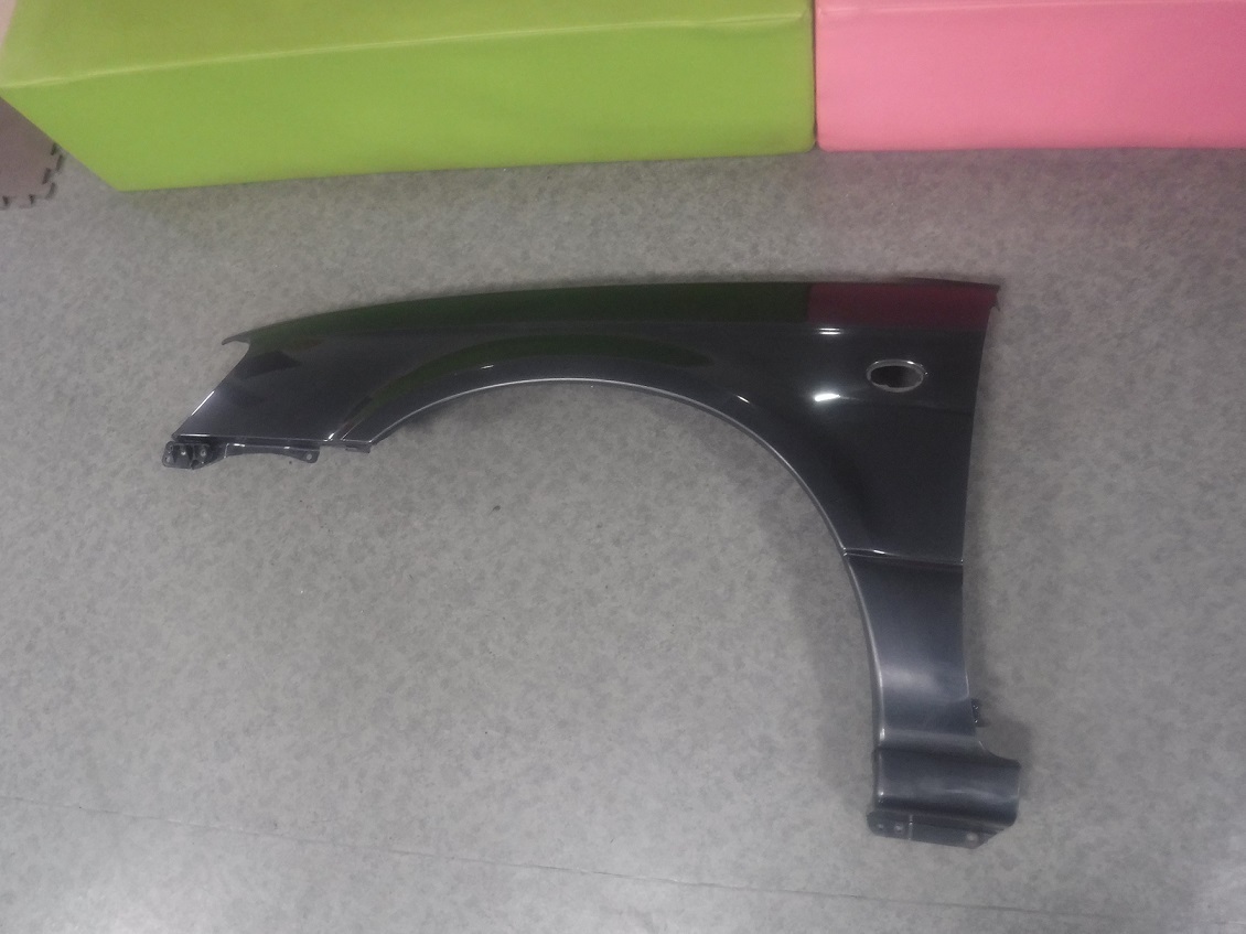 レガシー ワゴンBH5左フロントフェンダー助手席BE5レガシイ純正フェンダーパネルLEGACYレガシィ黒 系ツーリングワゴン即決即日発送可能!!拍卖