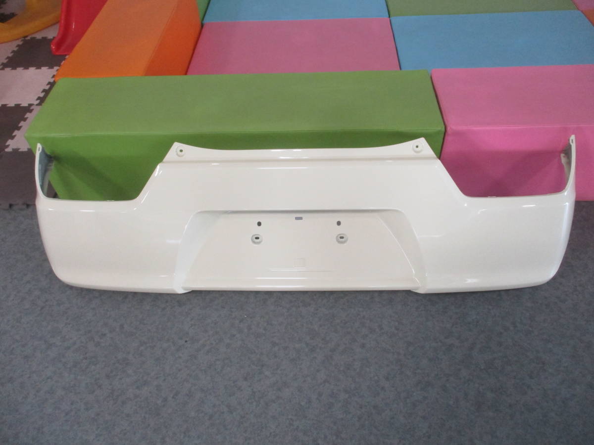 スズキワゴンR MH55SリアバンパーMH35Sリアバンパー71811-56T10-ZVGアイボリー71811-56T MH95S MH85S即決即日発送可能!!拍卖