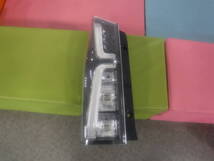 タントLA650Sカスタム純正LEDテールライトLA660S左テールランプ81561-B2440テールレンズKOITO 220-69075即決即日発送可能!!拍卖