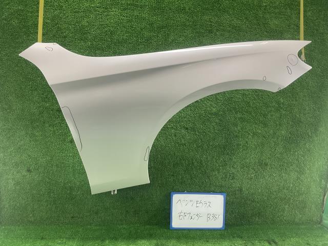 ベンツ Eクラス LDA-213204C 右フェンダー E220D ステーションワゴン アバンギャルド拍卖