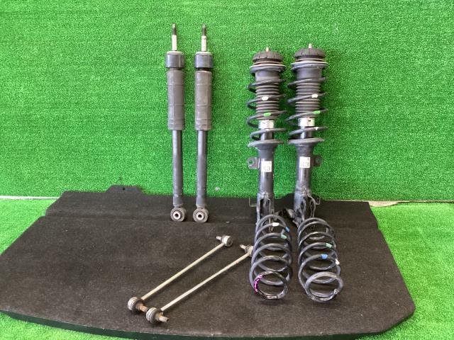 ソリオ DAA-MA46S ストラット・アブソーバーセット(1台分) BANDITハイブリッドSV ZVR 41601-81P30拍卖
