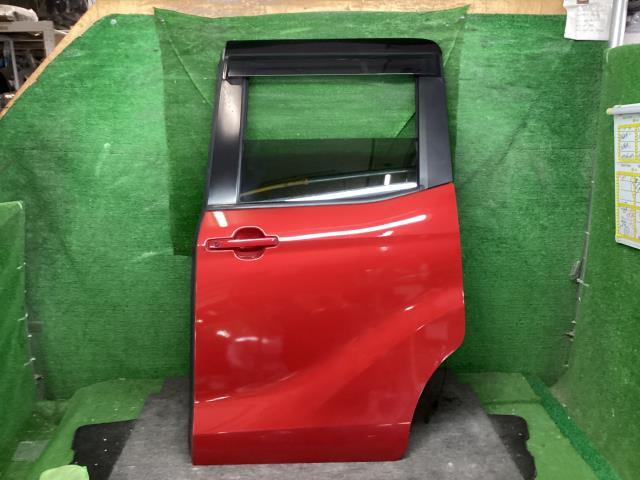 デイズルークス DBA-B21A 左RドアASSY ハイウェイスター X Gパッケージ FMR 82101-6A01A拍卖