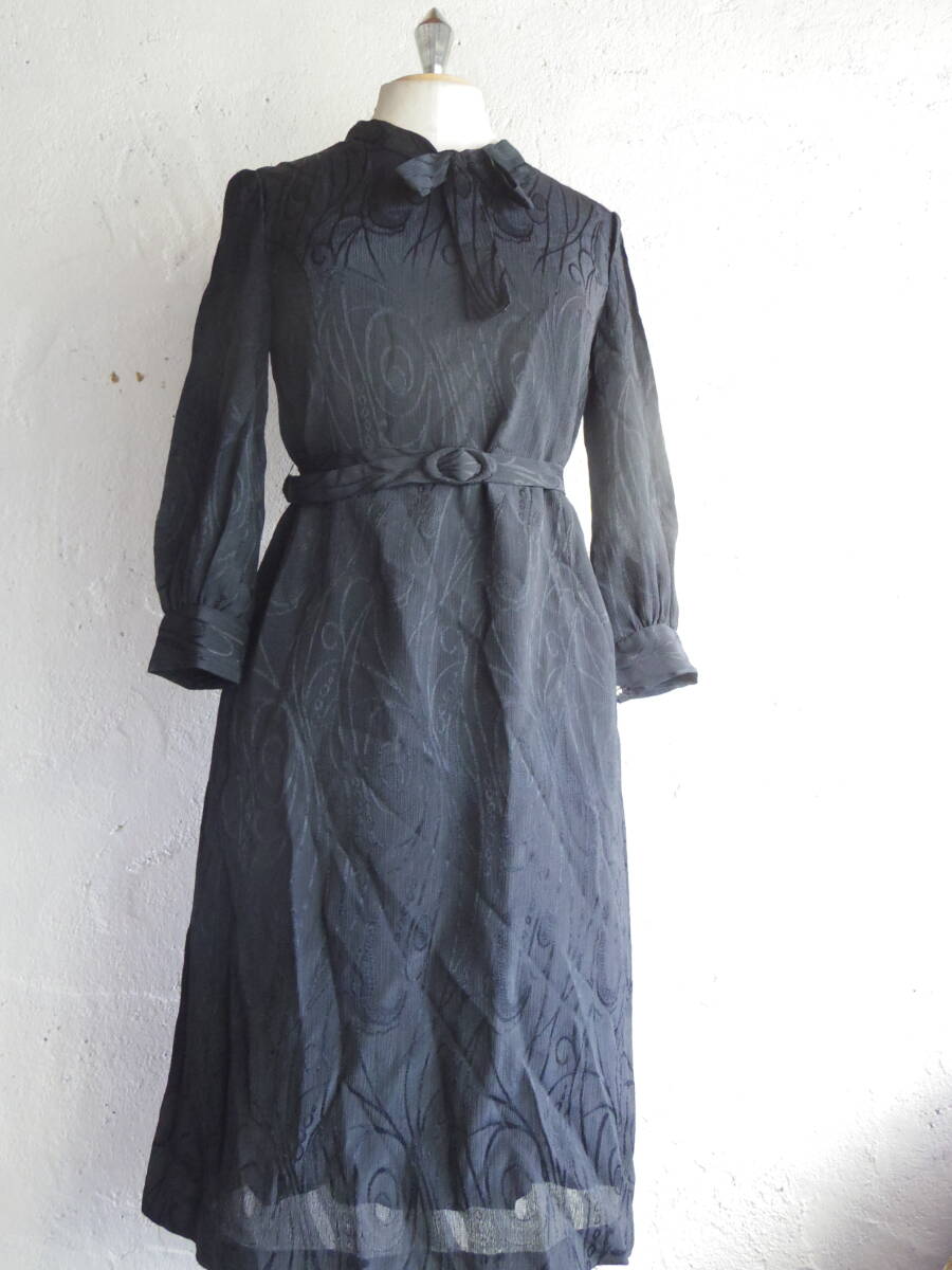 古着♪レトロVintage黒ブラックおしゃれモダン夏ワンピ♪昭和レトロワンピース70s60s70年代60年代昭和レトロビンテージ冠婚葬祭ワンピ拍卖