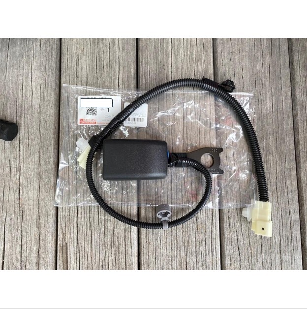 ★新品 未使用 純正部品 ダイハツ コペン LA400K フロントシート インナベルト ASSY 運転席側 シートベルト バックル パーツ 在庫限り★拍卖
