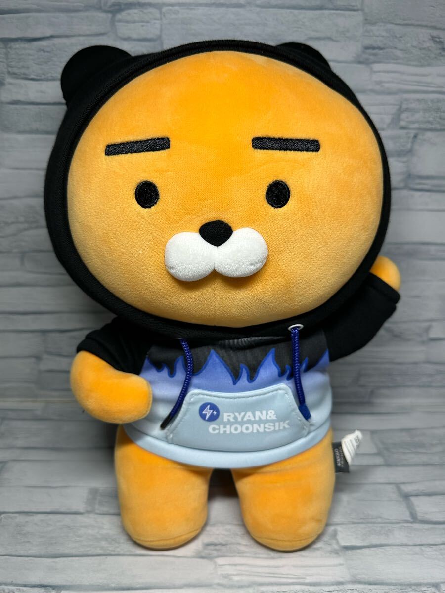 カカオフレンズ ライアン ぬいぐるみ 黒 パーカー 高さ約33cm拍卖