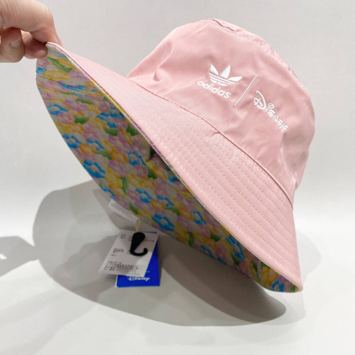 新品 adidas Originals ディズニーコラボ リバーシブル バンビハット HD9534 OSFX(57-60cm)拍卖