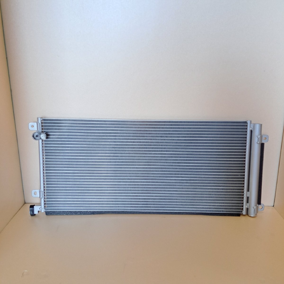 ヴェゼル RU1 新品 コンデンサー 80100-TFS-J01/80100-TFS-J01 即納拍卖