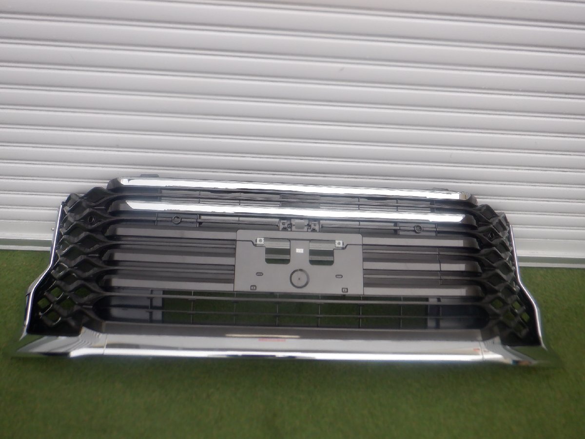 トヨタ純正 ZWR90W ZWR95W MZRA90W MZRA95W 90 ヴォクシー フロントグリル ラジエターグリル 53111-V1040 m-25-3-85拍卖