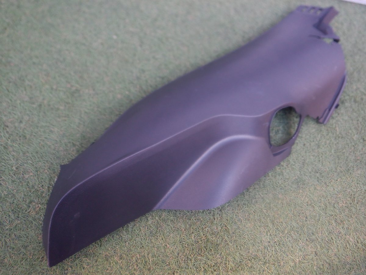 新車外し トヨタ純正 62552-12370 リアシートサイド 左側 パネル カバー MZEA17W ZWE219W ZWE215W 210 カローラ ツーリング m-25-3-357拍卖