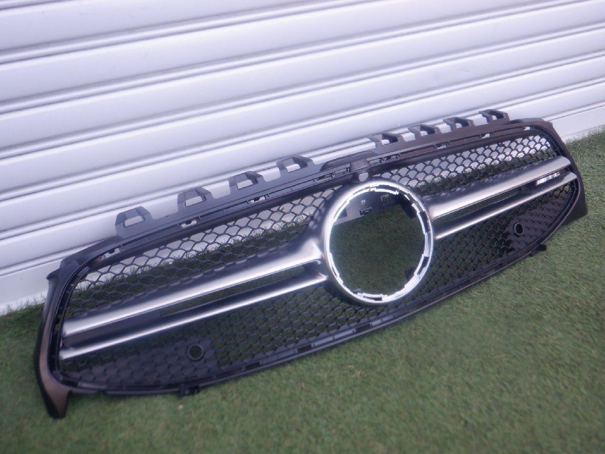 ベンツ純正 C118 CLAクラス AMG フロントグリル ラジエターグリル A1188881600 即納 m-25-3-372拍卖