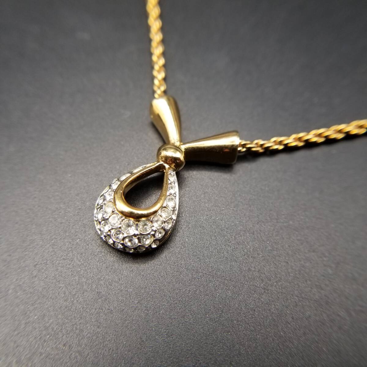 A&S Attwood & Sawyer ラインストーン 煌めき クロスリボン ヴィンテージ ペンダント ネックレス ロープチェーン ゴールドトーン Y22-C拍卖