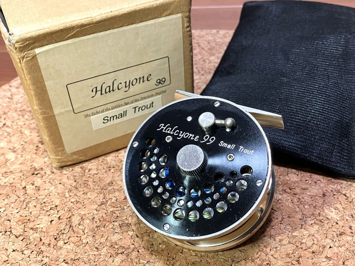 ★即決!稀少 キラク アルキュオン 99 スモール トラウト 美品! 箱付き KIRAKU Halcyone 99 Small Trout フライリール ★拍卖
