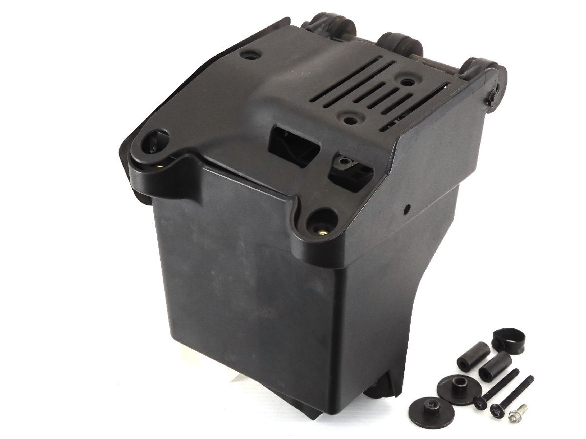 80【評価S】 ドゥカティ モンスター 821 M821 実動 純正 バッテリー ボックス ケース トレイ 走行距離14,900km DUCATI M1200拍卖