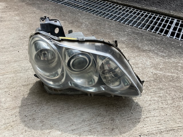 トヨタマークX★純正HIDヘッドライトD右側★DBA-GRX120★ヘッドランプKOITO 22-330 拍卖
