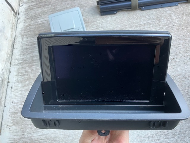 アウディQ3★2.0TFSI クワトロ★8U★純正マルチモニターディスプレイ★8UO.857.273.B.6PS 02S★開閉式ナビモニター★拍卖