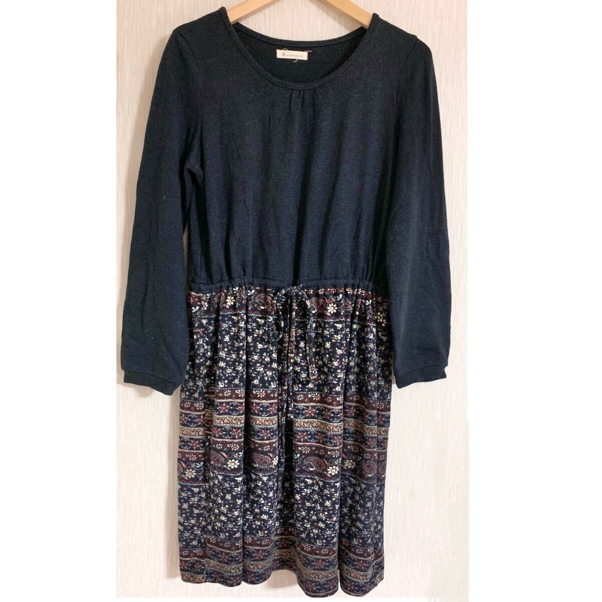 紺色北欧柄長袖ワンピースチュニック ネイビー小花柄 オリエンタル ウエストリボン ノルディック エスニック チュニックワンピース拍卖