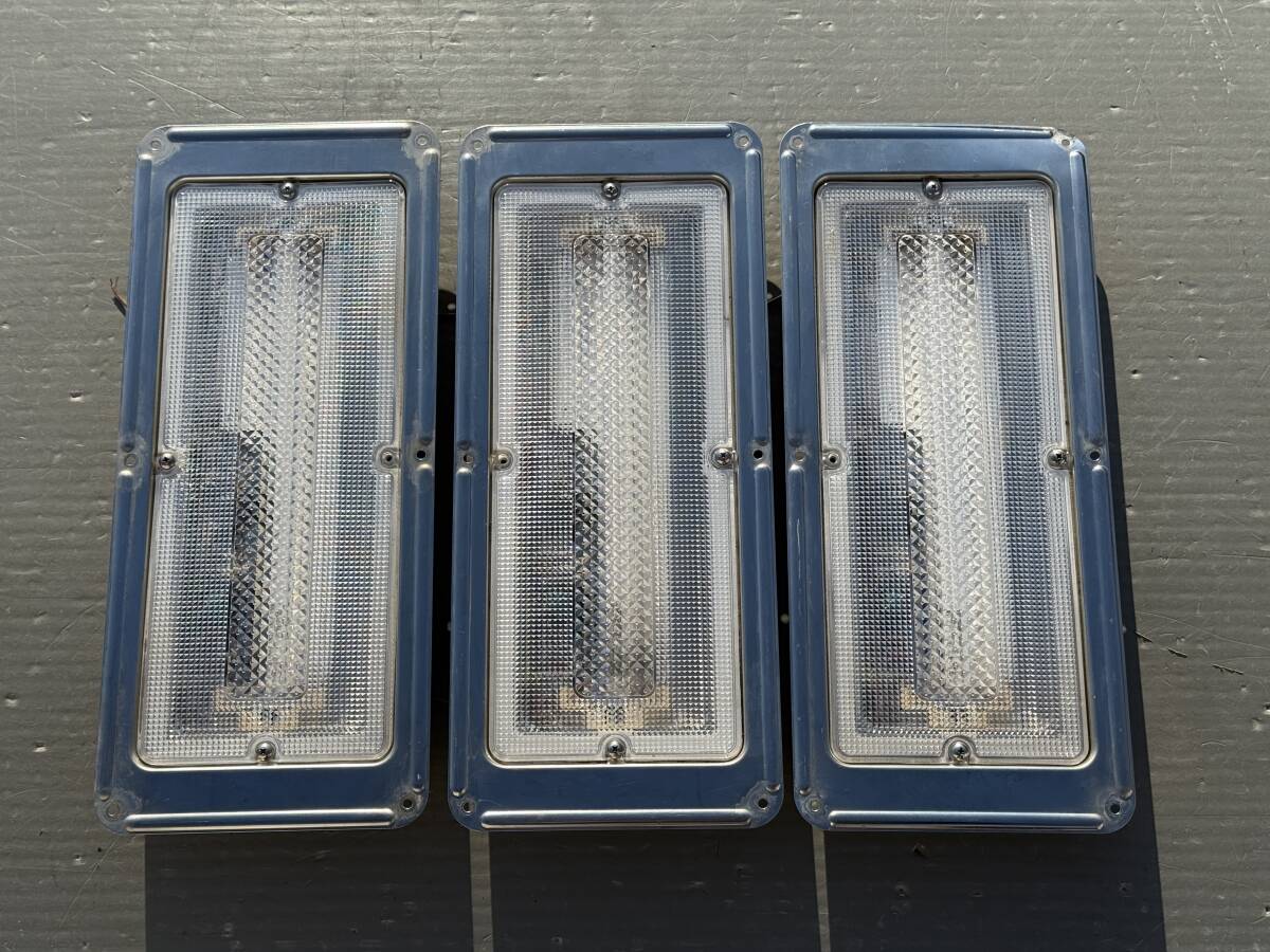 室内灯★24V★3点セット★点灯確認済★作業灯★庫内灯★蛍光灯★即決★B2-3拍卖