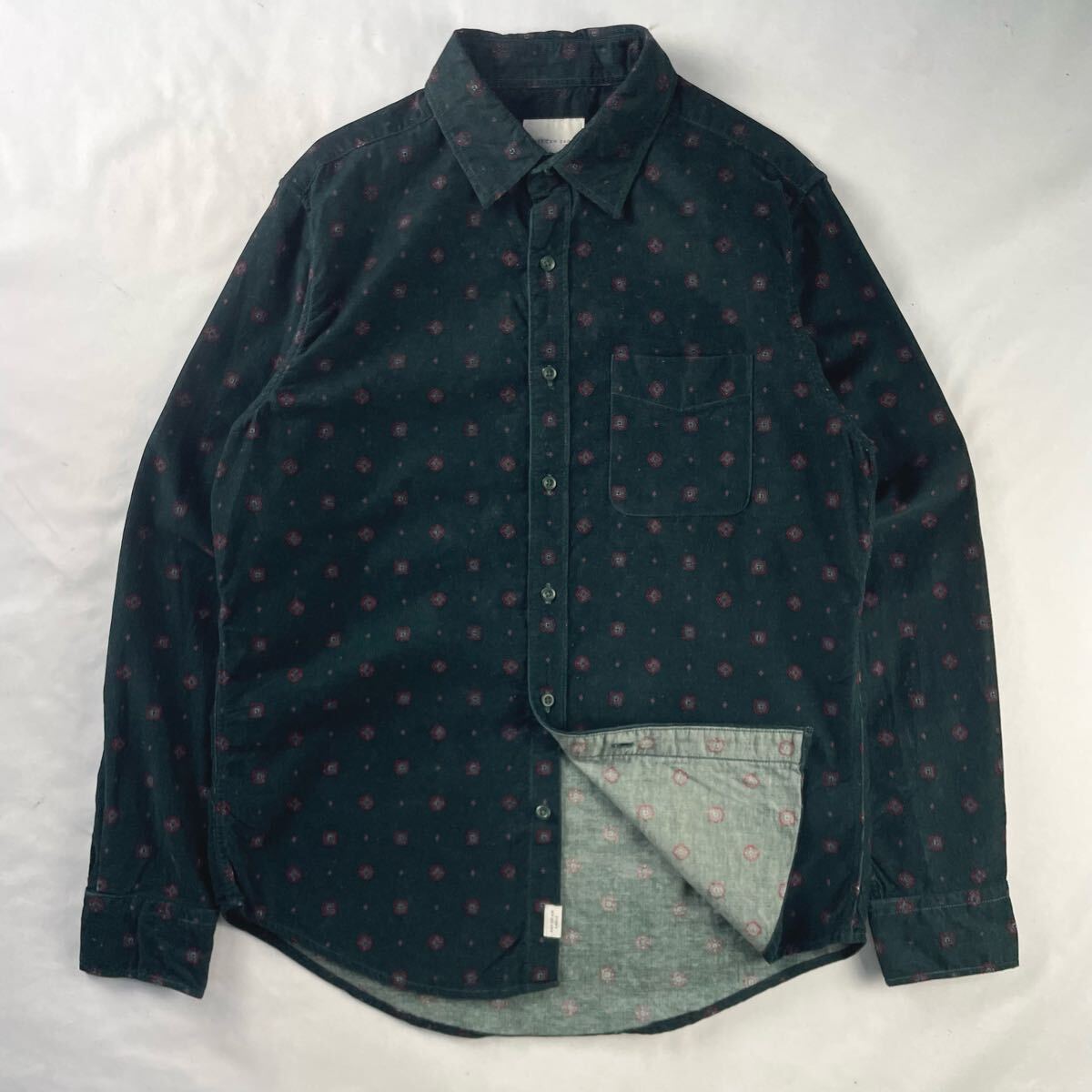 US Vintage 00s AMERICAN EAGLE コットン 立体 3D 起毛 細畝 コーデュロイ オーナメント 装飾 エスニック アート 深緑 総柄 デザインシャツ拍卖