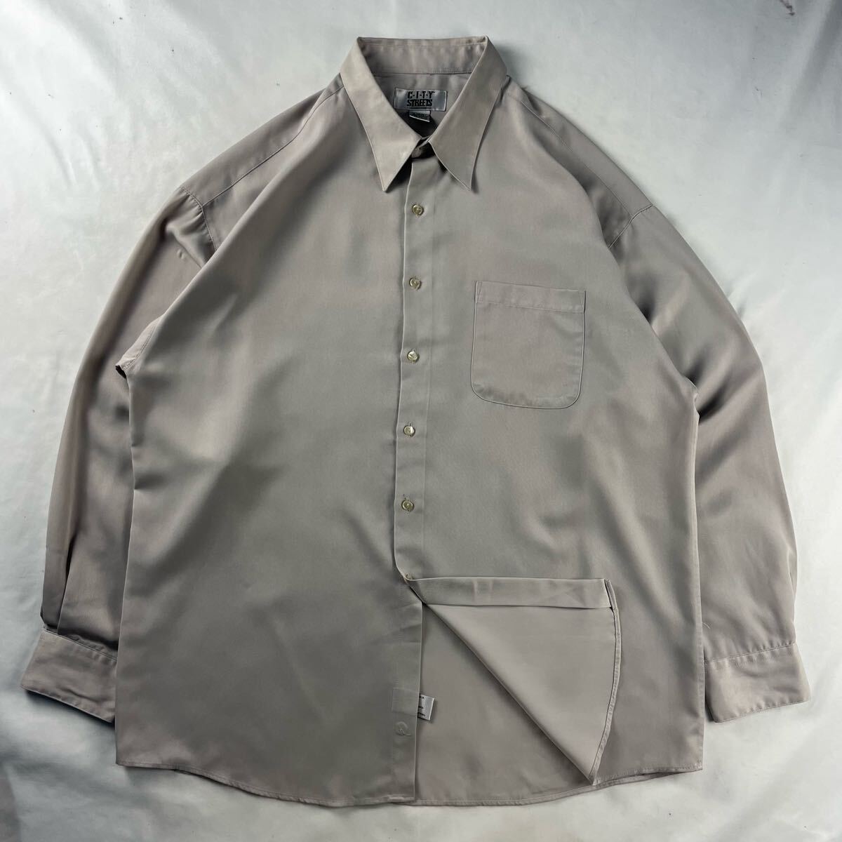 US Vintage 90s CITY STREETS ツイル 単色 プレーン シルバー グレー 灰色 とろみ ドレープ ワーク デザイン ドレスシャツ ポリシャツ拍卖