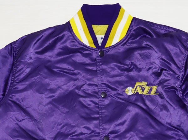 NJ81スターターSTARTERアメリカ古着ナイロンジャケット中綿スタジャン紫系サテンジャケット90’SビンテージJAZZジャズNBAバスケットLビッグ拍卖