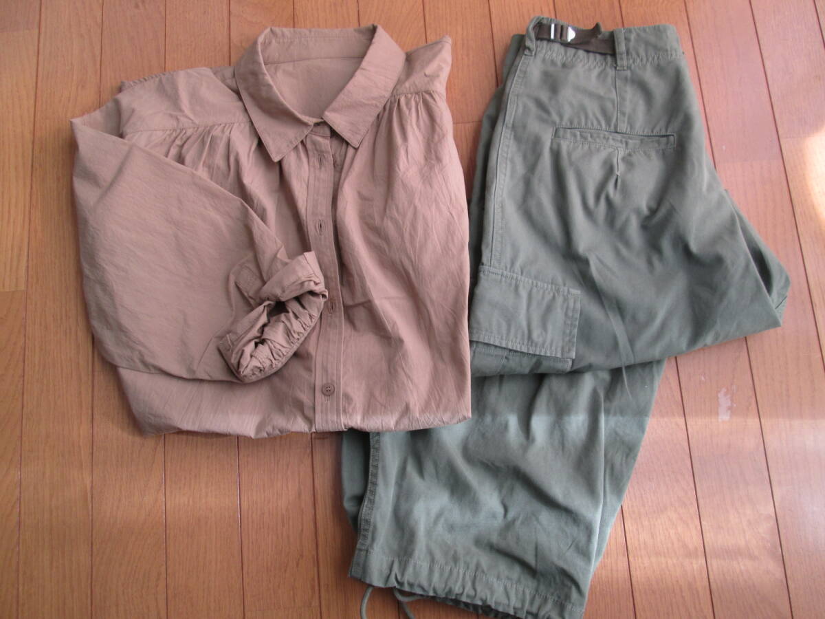 B.C STOCK購入 SIMPLICITE2点で☆ワイドバルーンカーゴパンツ&ギャサーのかわいいシャツブラウス 着用2回程度の美品です拍卖